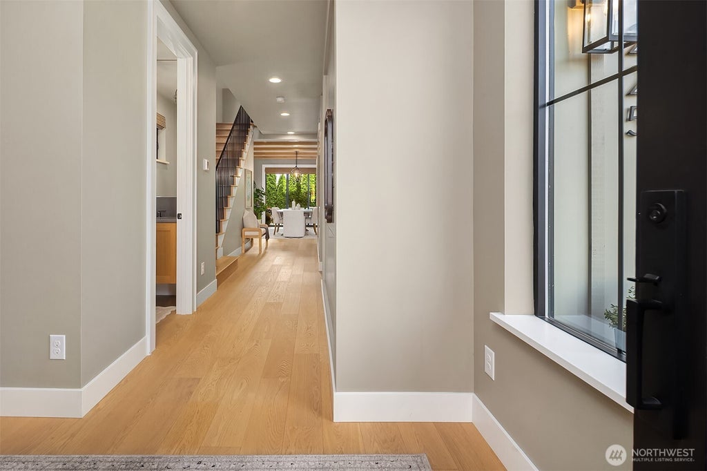 Photo of 225 3rd Avenue S, Kirkland, WA 98033 (MLS # 2587468)