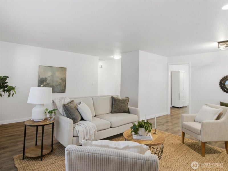 8616 35th Court SE