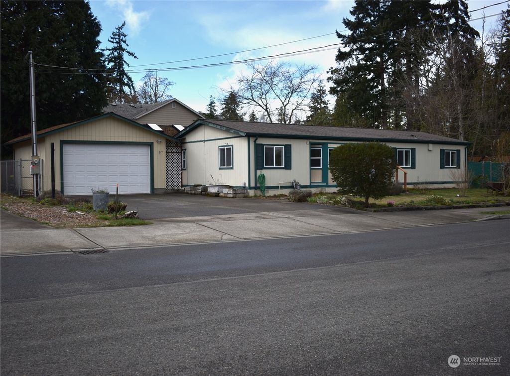 Photo of 29827 23rd Avenue S, Federal Way, WA 98003 (MLS # 2047388)