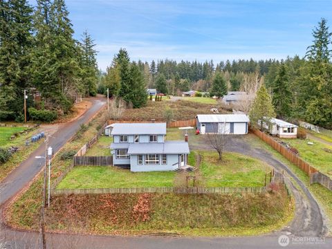 Photo of 125 W Poplar Street, Shelton, WA 98584 (MLS # 2458910)