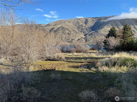 Photo of 9901 US Hwy 97A, Wenatchee, WA 98801 (MLS # 2475498)