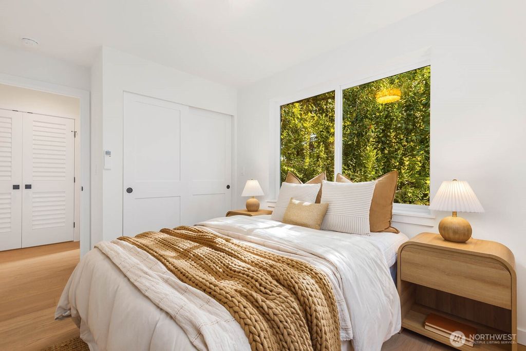 listing image 9368897490620783855
