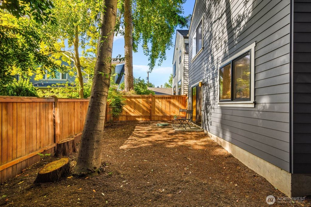 listing image 9366894353917510930