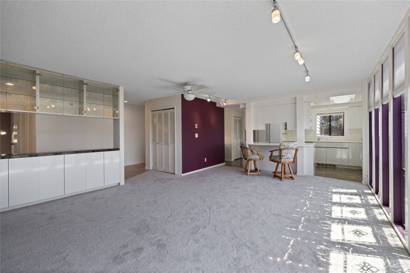 2615 S Cedar 408