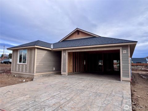 Photo of 2606 N Snowdrop Street, Ellensburg, WA 98926 (MLS # 2460226)