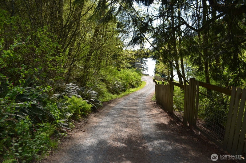 18 Sleepy Hollow Lane
