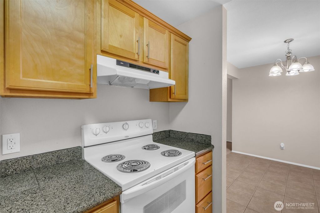 Photo of 6105 N 16th St St #N103, Tacoma, WA 98406 (MLS # 2492652)