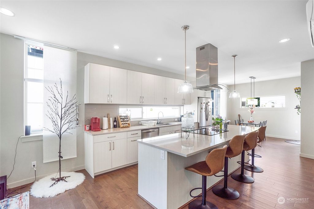 Photo of 4312 26th Avenue SW, Seattle, WA 98106 (MLS # 2135415)