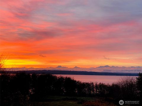 Photo of 23826 115th Place W, Woodway, WA 98020 (MLS # 2509281)