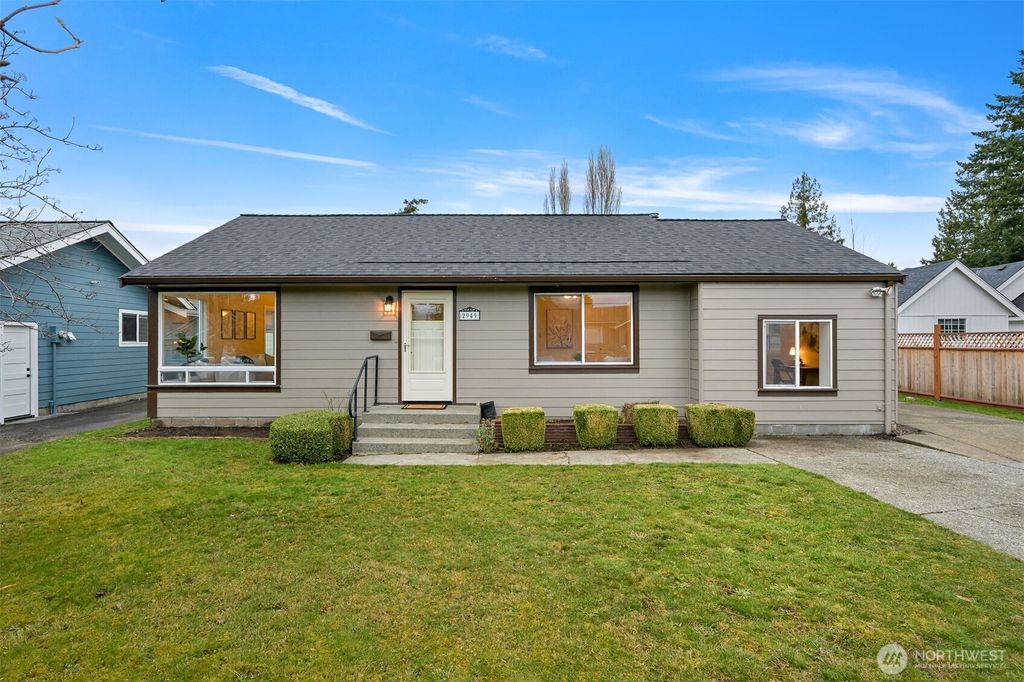 Photo of 2949 Sunset Dr, Bellingham, WA 98225 (MLS # 2474921)