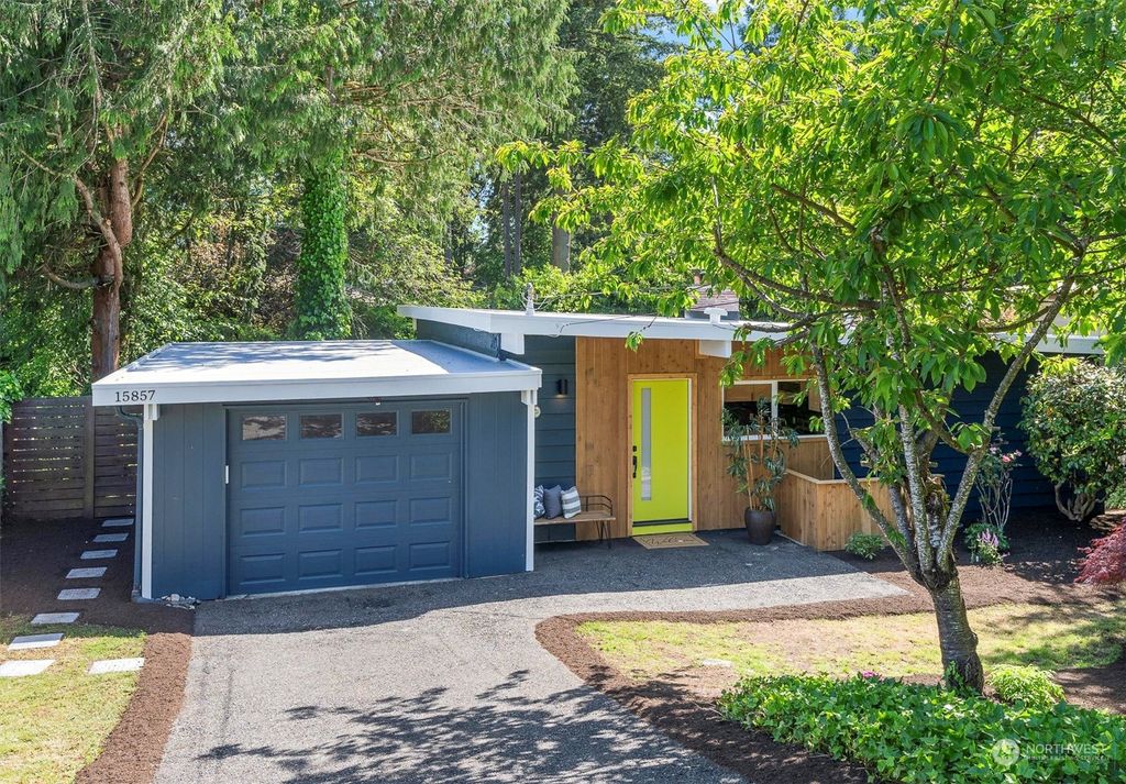 Photo of 15857 SE 12th Place, Bellevue, WA 98008 (MLS # 2248930)