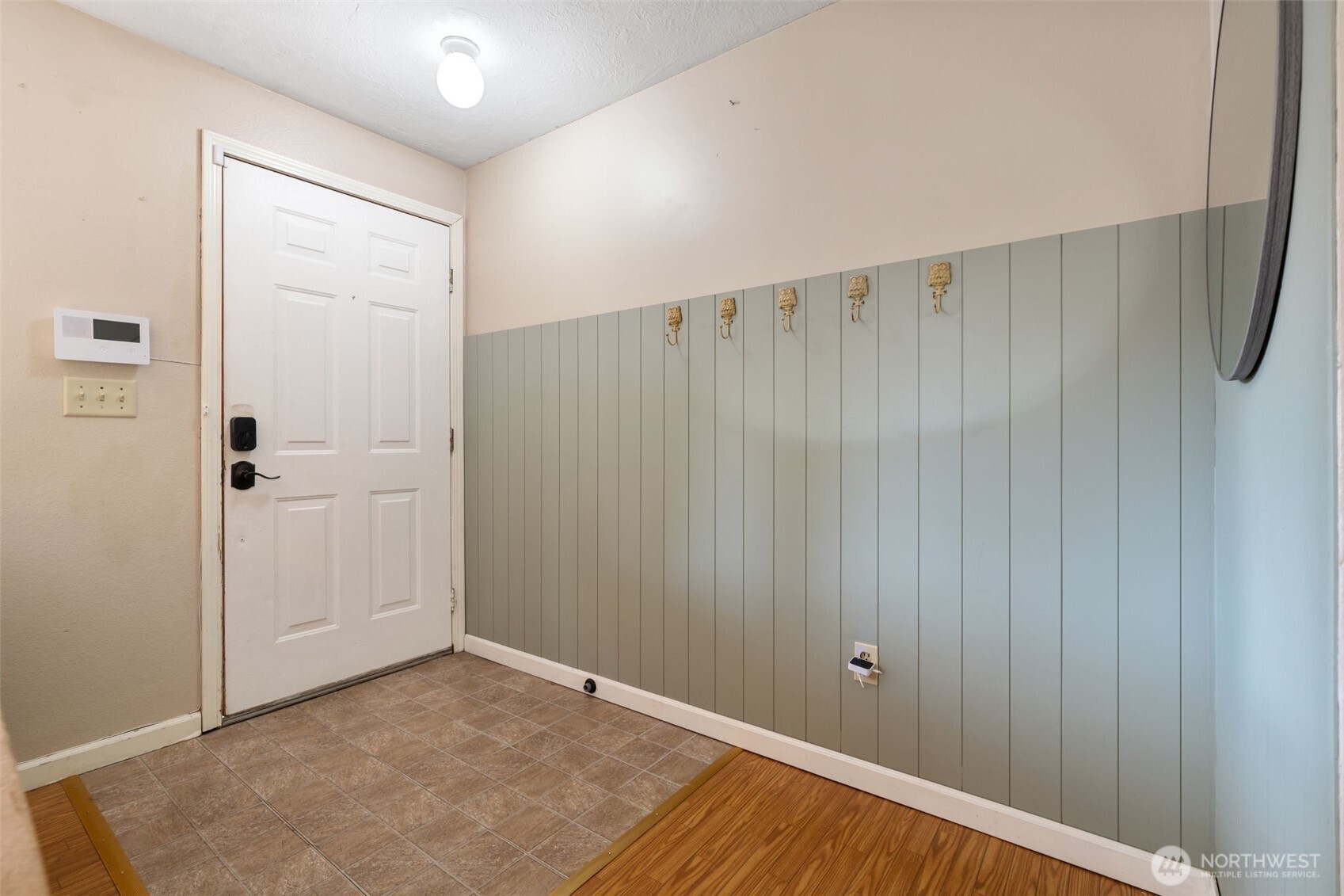 1003 NW Dexter Avenue