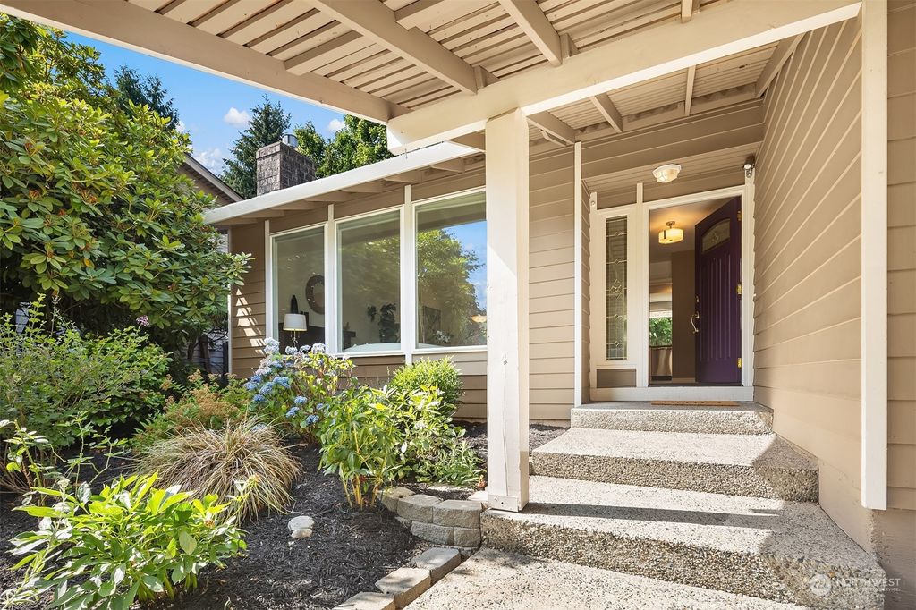Photo of 15910 NE 105th Street, Redmond, WA 98052 (MLS # 2273248)