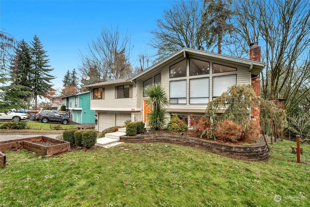 Photo of 28946 12TH Avenue S, Federal Way, WA 98003 (MLS # 2183155)