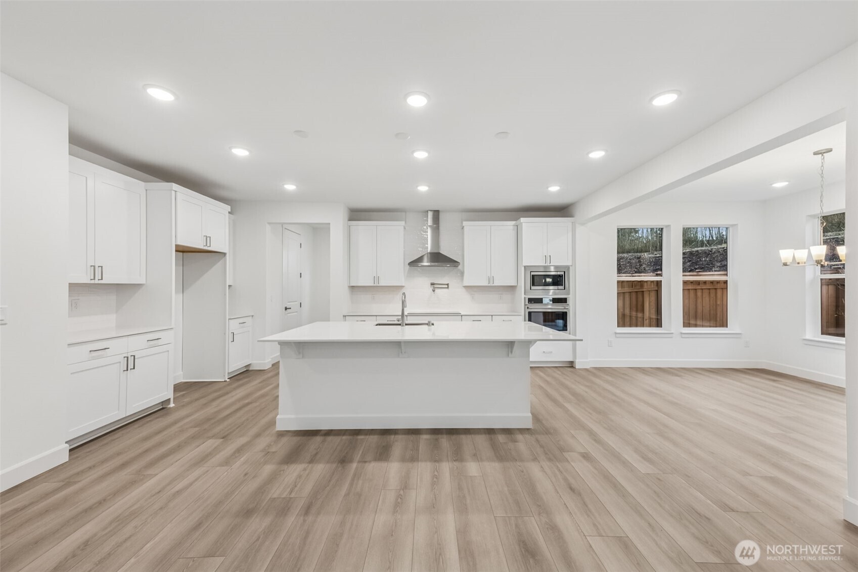 14528 203rd Avenue E 846