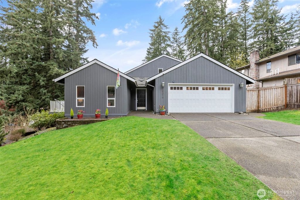 Photo of 14319 165th Place SE, Renton, WA 98059 (MLS # 2356467)