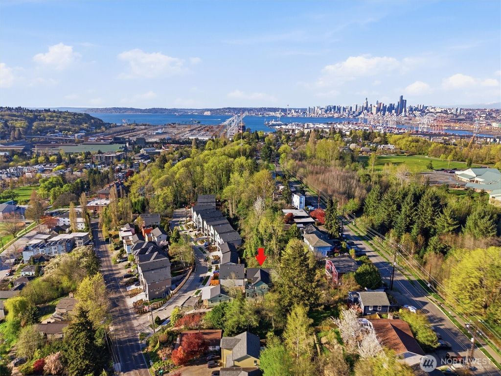 Photo of 4586 22nd Avenue SW, Seattle, WA 98106 (MLS # 2525089)