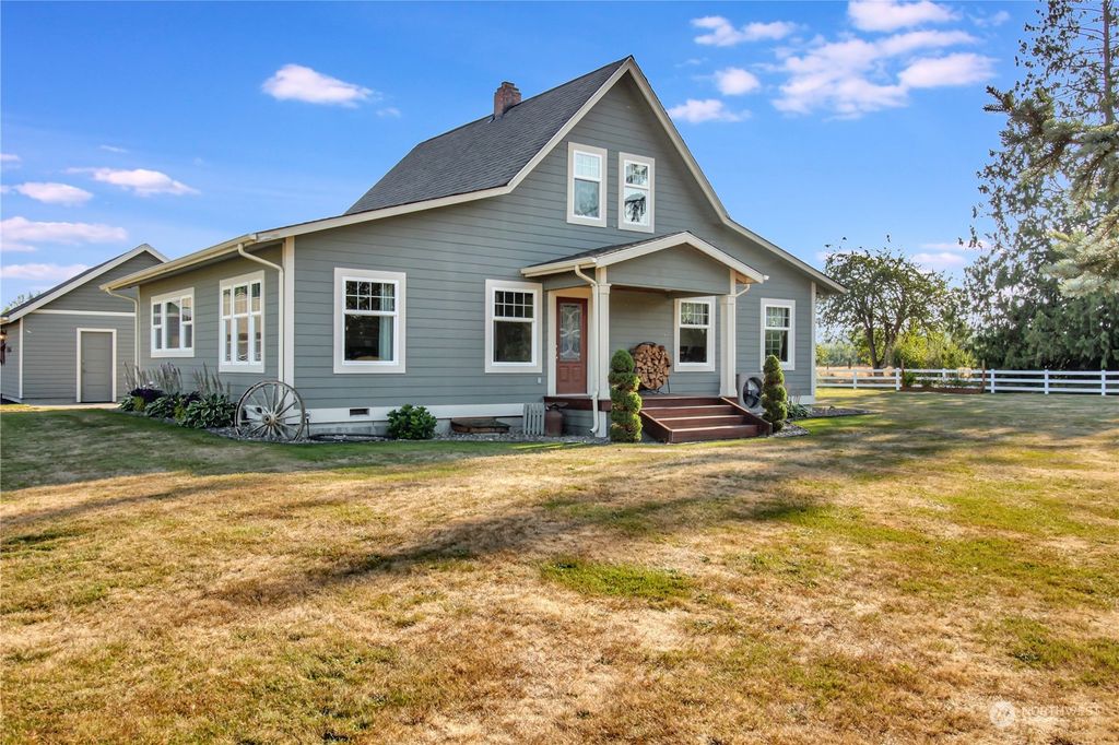 Photo of 19820 15th Avenue NE, Arlington, WA 98223 (MLS # 2276665)
