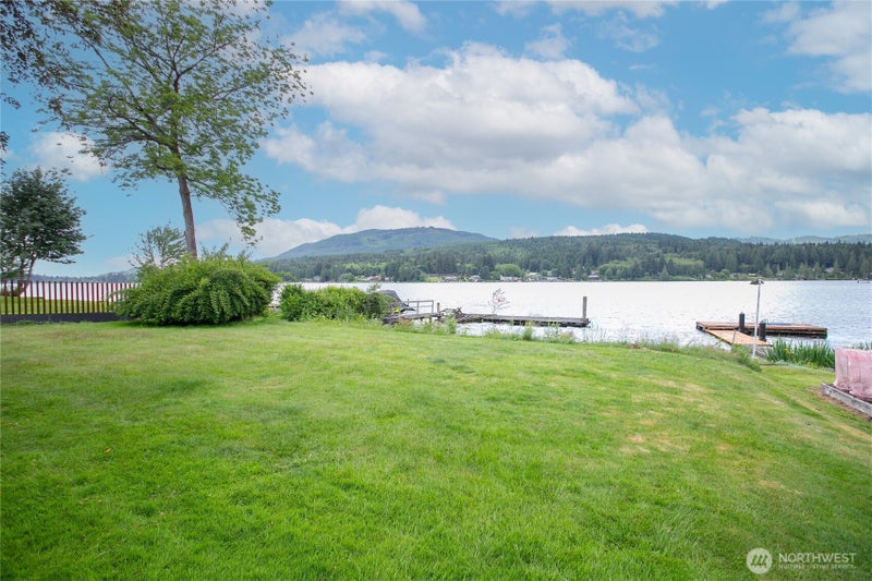 859 E Lake Samish Drive