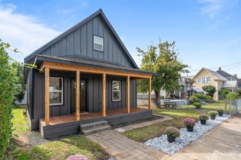 A home in Chehalis