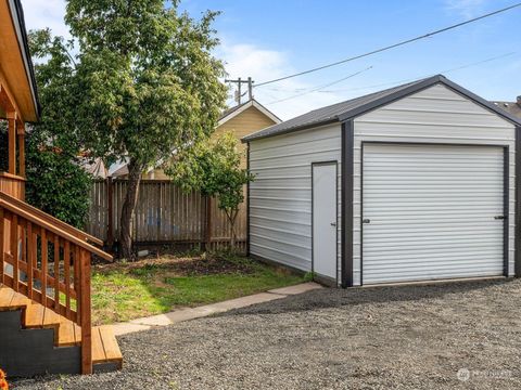 A home in Chehalis