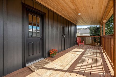 A home in Chehalis