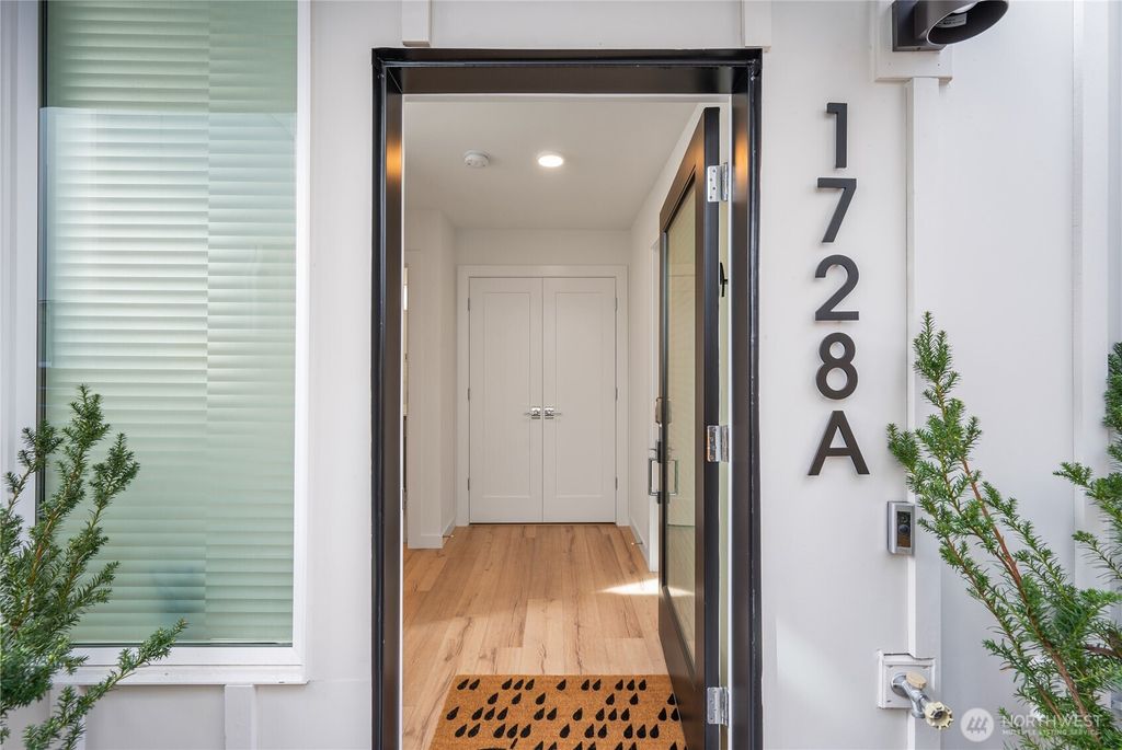 Photo of 1728 11th Ave #A, Seattle, WA 98122 (MLS # 2487265)