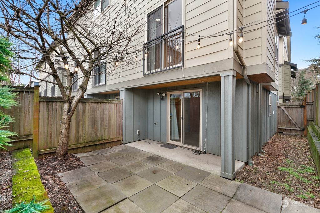 Photo of 9008 18th Avenue SW #A, Seattle, WA 98106 (MLS # 2322850)