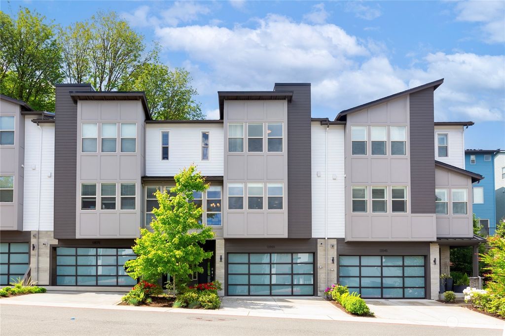 Photo of 13559 SE 67th Place #7A-2, Newcastle, WA 98059 (MLS # 2241003)