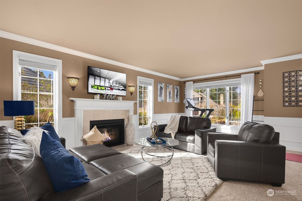 Photo of 33520 7th Place SW, Federal Way, WA 98023 (MLS # 2041741)