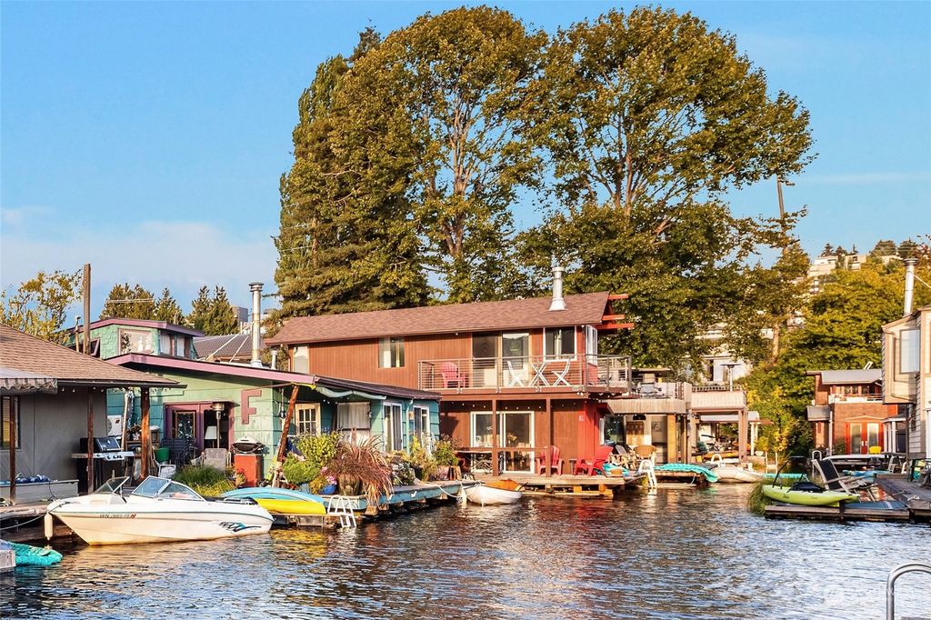 Photo of 2019 Fairview Avenue E #E, Seattle, WA 98102 (MLS # 2165567)