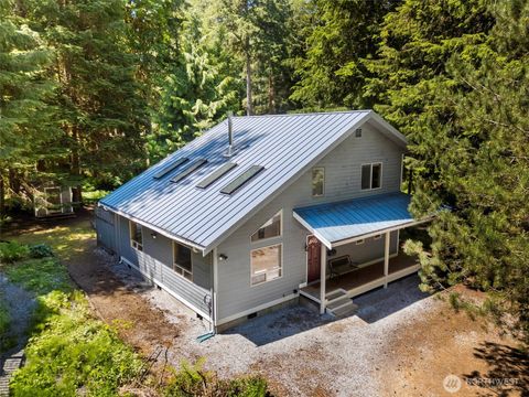 Photo of 7101 Rainier Way, Glacier, WA 98244 (MLS # 2432917)