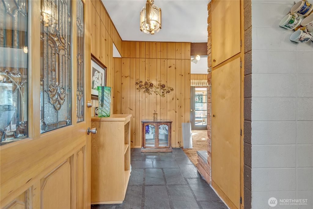 Photo of 18605 SE 240th Street, Covington, WA 98042 (MLS # 2341587)