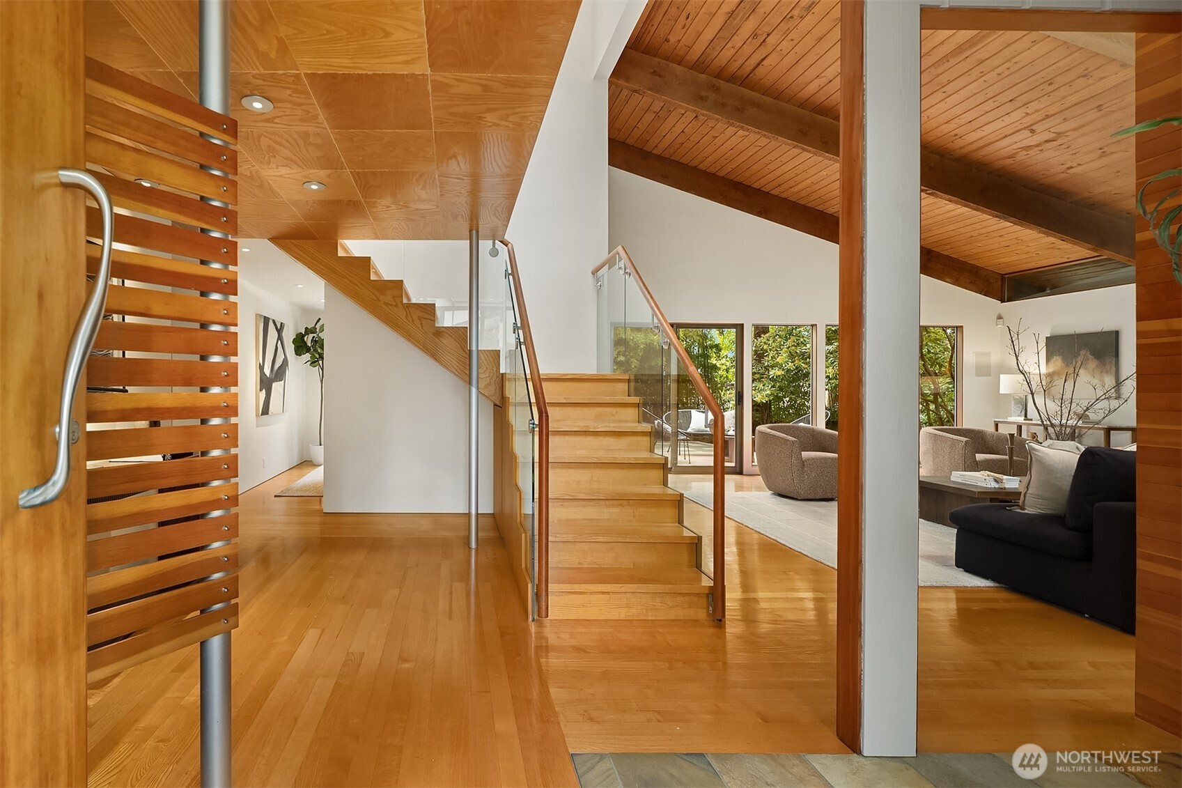 10020 NE 27th Street