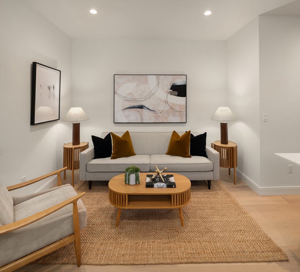 Photo of 503 S Henderson Street, Seattle, WA 98108 (MLS # 2598361)
