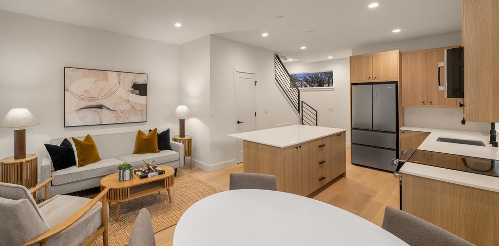 Photo of 503 S Henderson Street, Seattle, WA 98108 (MLS # 2598361)
