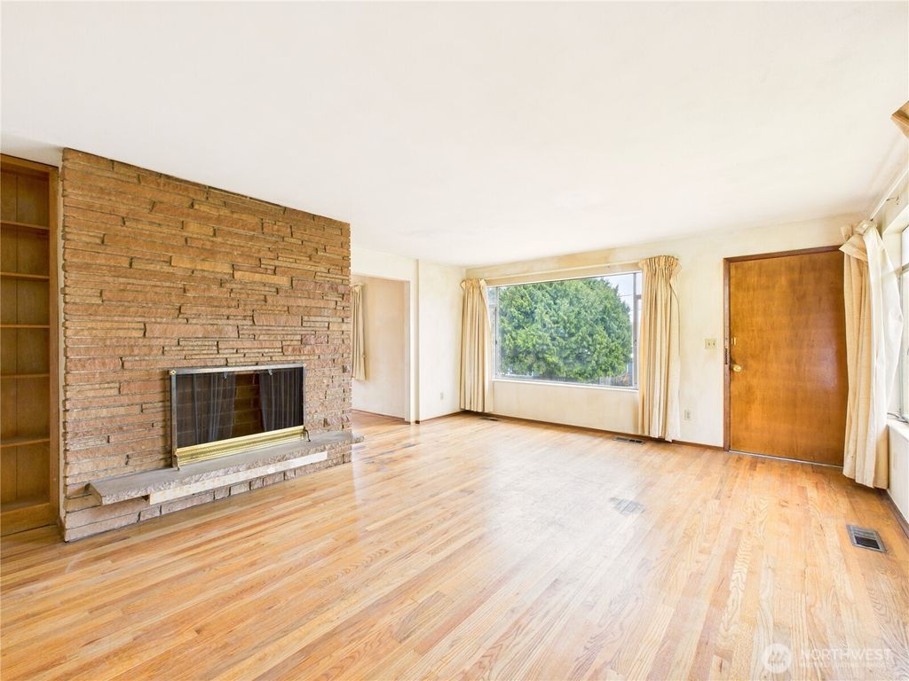 Photo of 2107 19th Avenue S, Seattle, WA 98144 (MLS # 2345378)