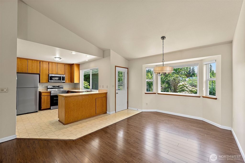 listing image 9366989255222971991