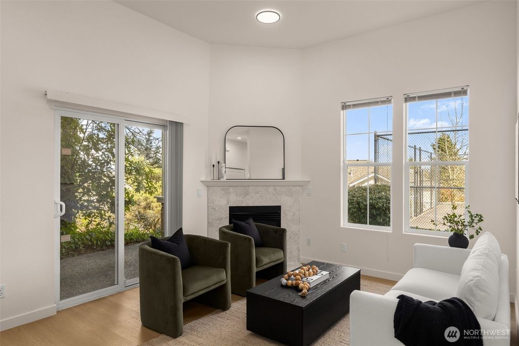 Photo of 5235 164th Avenue SE #14-1, Bellevue, WA 98006 (MLS # 2506792)