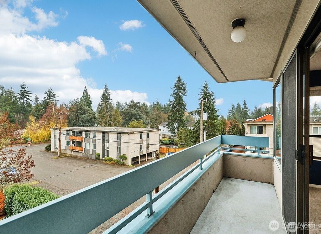 Photo of 12300 33rd Avenue NE #402, Seattle, WA 98125 (MLS # 2456410)