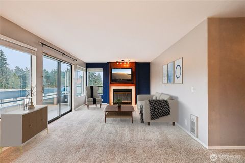 Photo of 12300 33rd Avenue NE #402, Seattle, WA 98125 (MLS # 2456410)