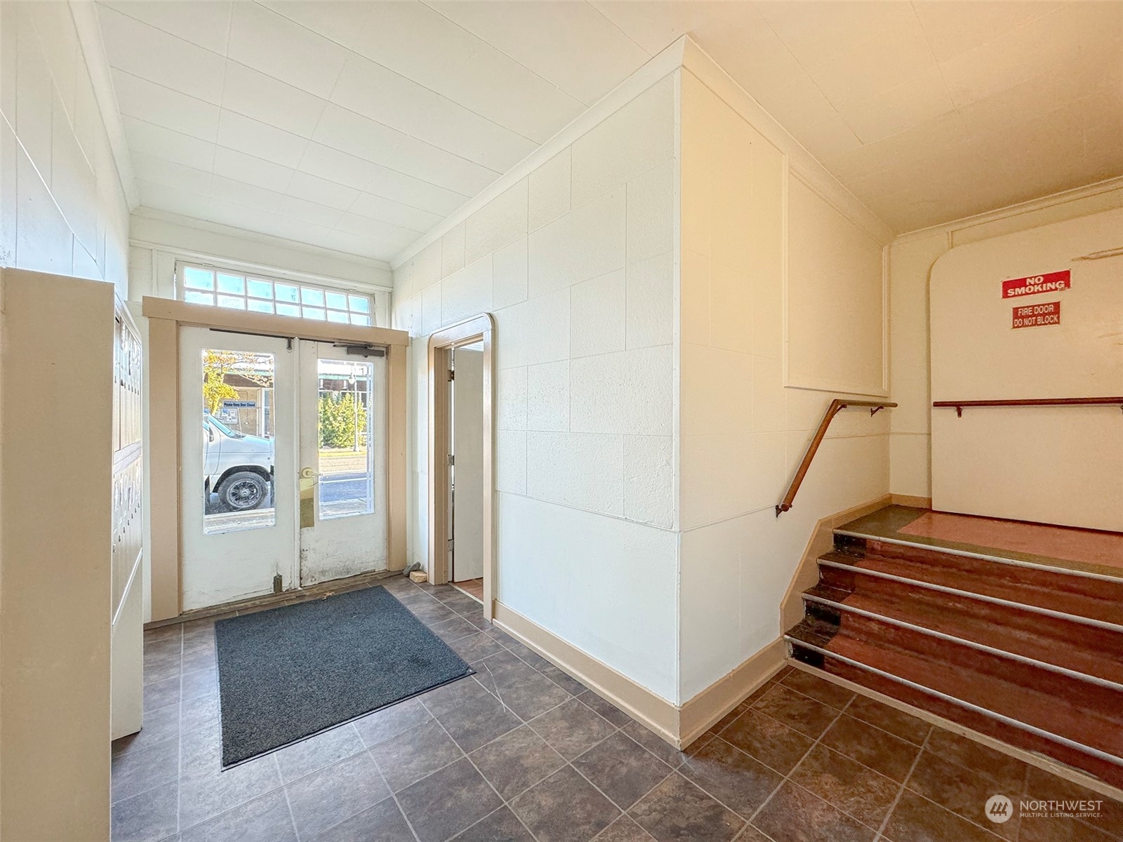 306 W First Street