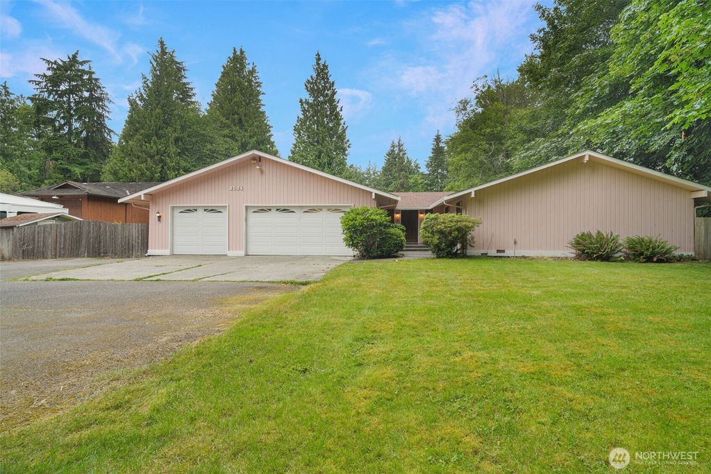 Photo of 2004 SW 306th Place, Federal Way, WA 98023 (MLS # 2393056)