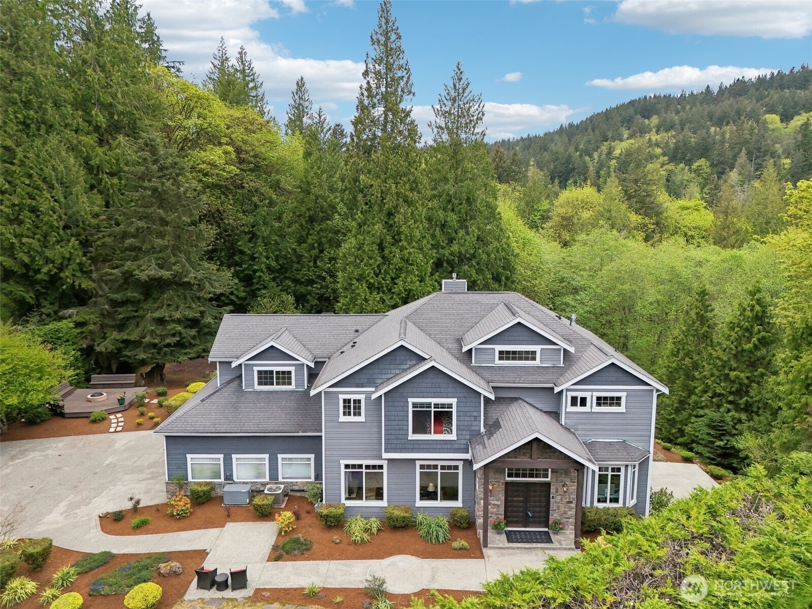 16908 SE Licorice Way