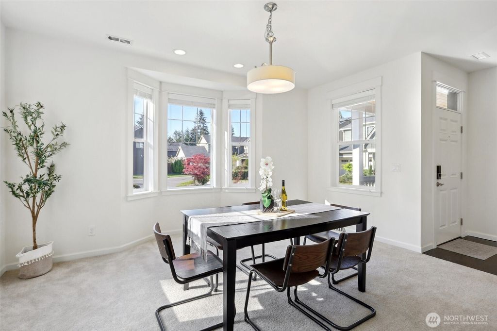 Photo of 6276 119th Avenue SE, Bellevue, WA 98006 (MLS # 2356679)