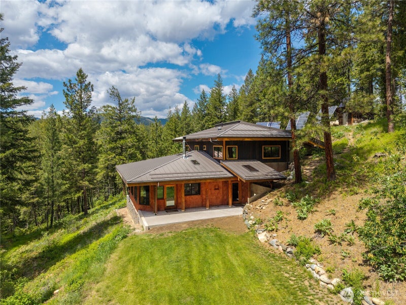 12 Tuckaway Road