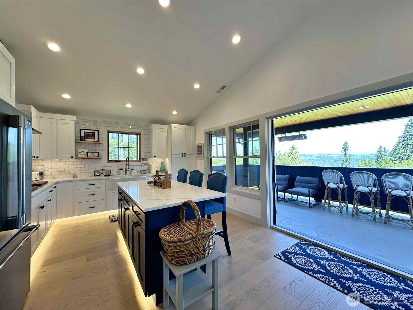 213 Tanglewood