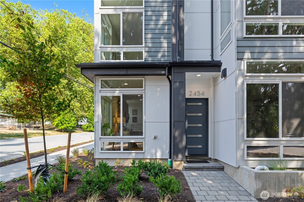 Photo of 2454 NW 60th Street, Seattle, WA 98107 (MLS # 2567246)