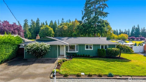 Photo of 19032 86th Avenue NE, Bothell, WA 98011 (MLS # 2578597)
