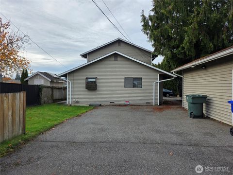 Photo of 2121 chestnut Street #b, Everett, WA 98201 (MLS # 2454996)